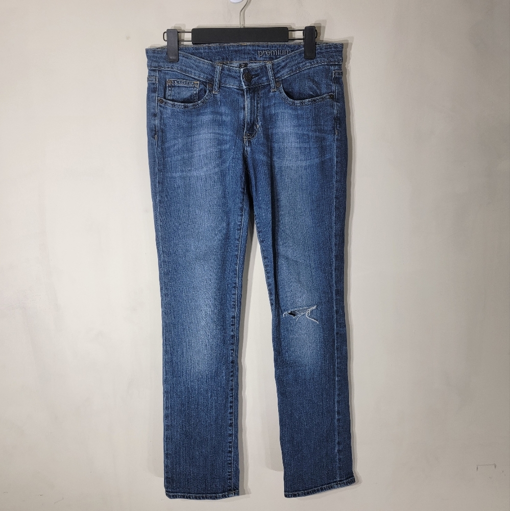 4/$20 GAP Straight Leg Stretch Distressed Jeans Size 6